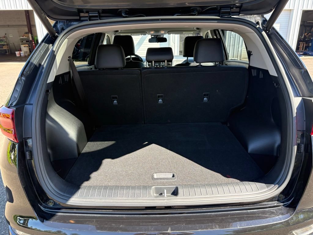 Used 2020 Kia Sportage EX AWD/4WD image 23