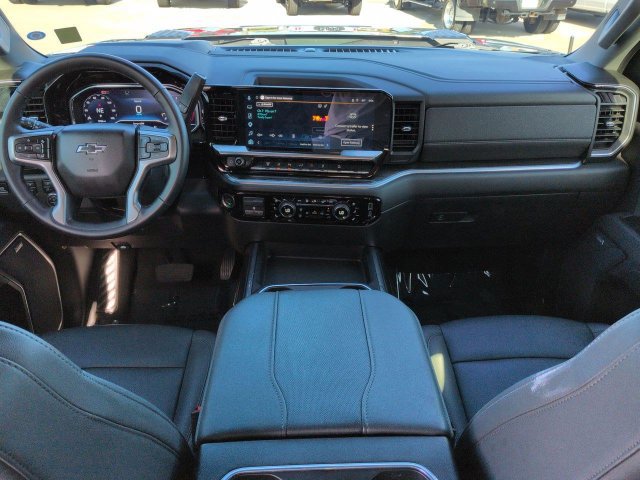 Used 2025 Chevrolet Silverado 2500 LTZ AWD/4WD image 14