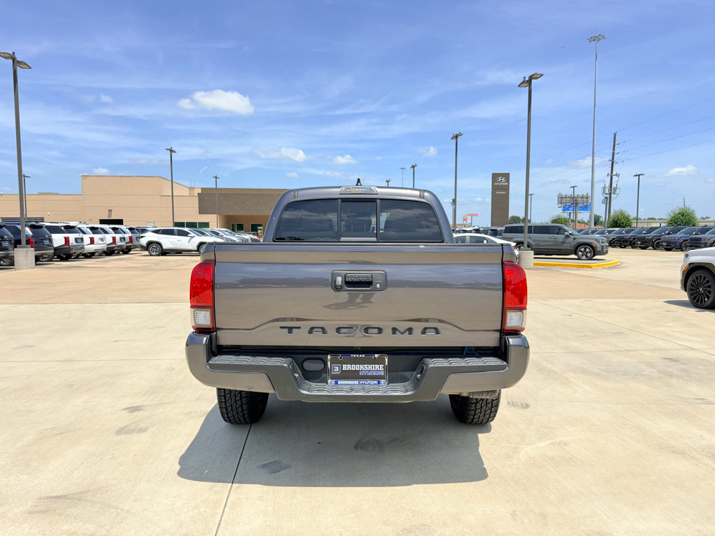 Used 2022 Toyota Tacoma SR w/ SR Convenience Package RWD image 5