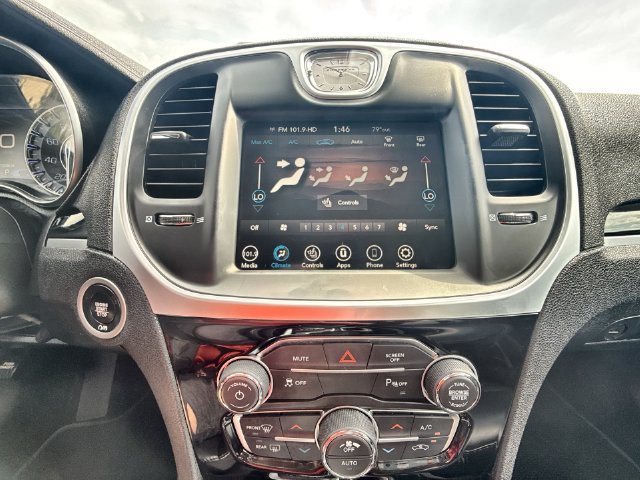 Used 2023 Chrysler 300 Touring L AWD/4WD image 18