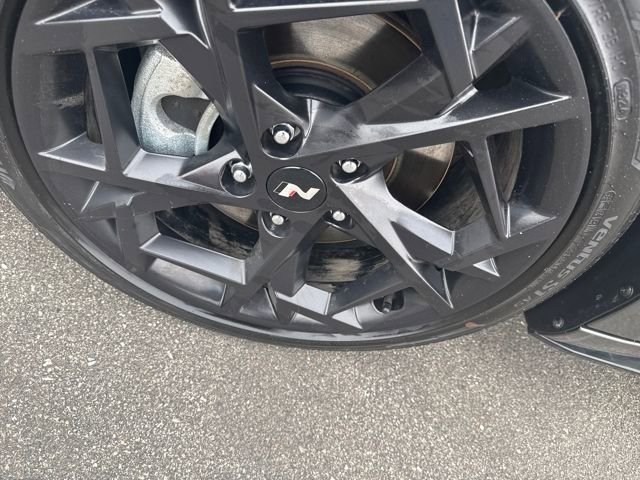 Certified 2024 Hyundai Elantra N Line image 43