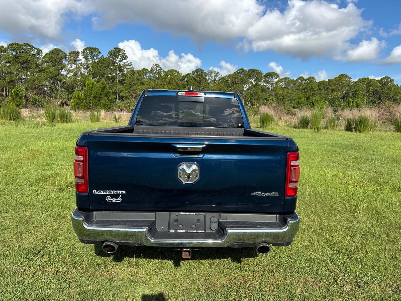 Used 2019 RAM 1500 Laramie AWD/4WD image 4