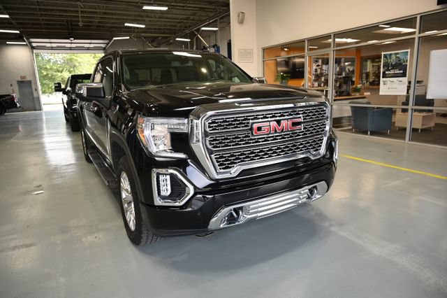 Certified 2021 GMC Sierra 1500 Denali w/ Driver Alert Package II AWD/4WD image 3