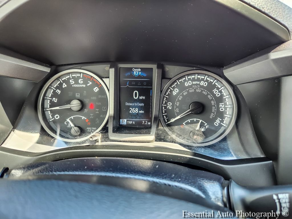 Used 2022 Toyota Tacoma TRD Sport AWD/4WD image 11