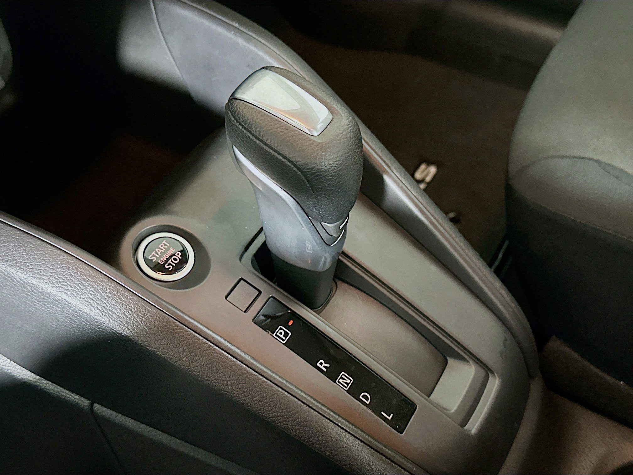 Used 2024 Nissan Kicks S image 23