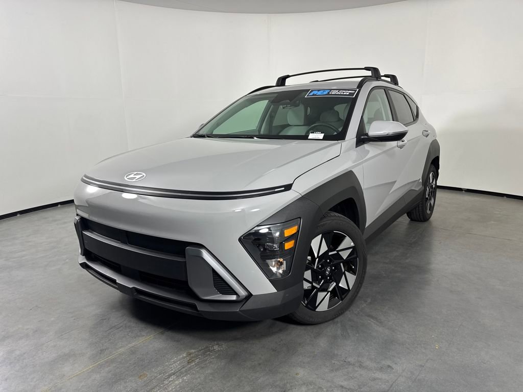 Certified 2025 Hyundai Kona SEL image 1