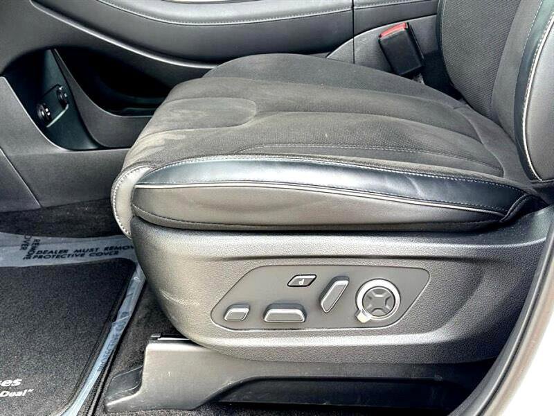 Used 2025 Hyundai Palisade Calligraphy image 18