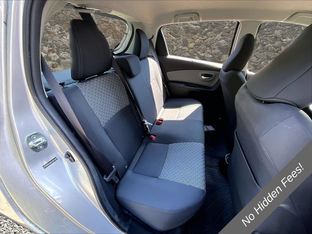 Used 2015 Toyota Yaris LE FWD image 23