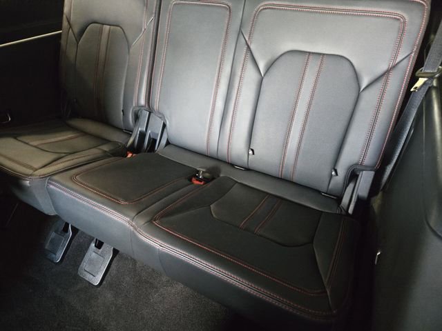 Used 2023 Ford Expedition Max Limited AWD/4WD image 34