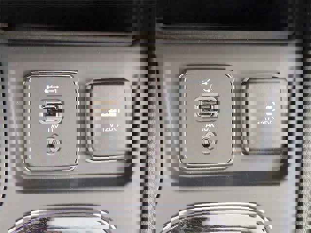 Used 2021 Jeep Cherokee Limited w/ Trailer Tow Group image 32