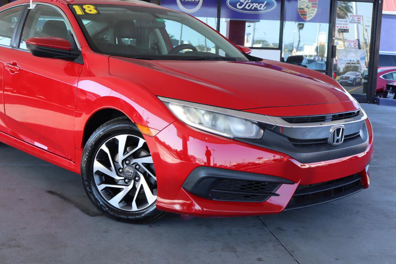 Used 2018 Honda Civic EX image 2