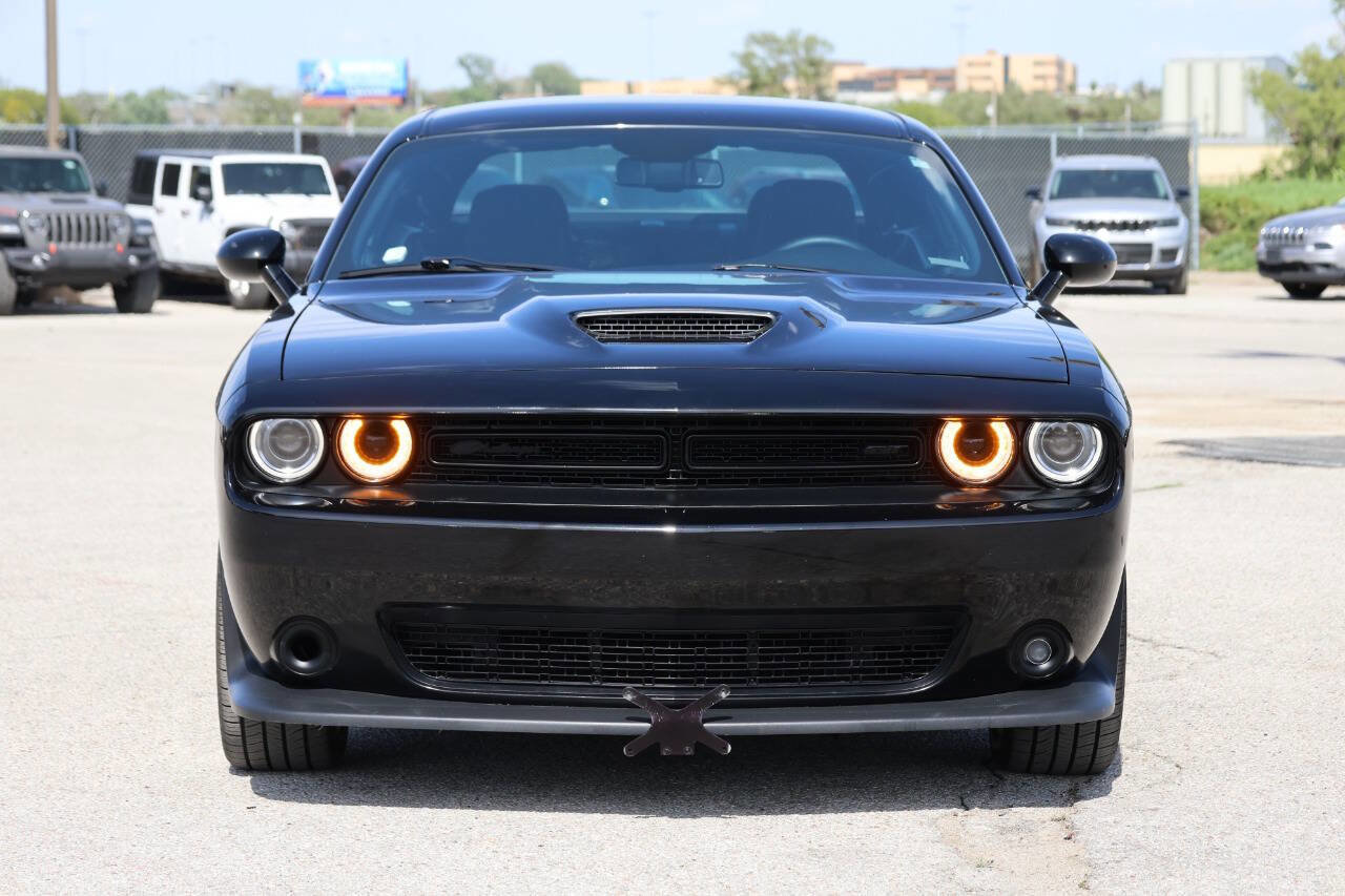 Used 2021 Dodge Challenger GT w/ Blacktop Package AWD/4WD image 2