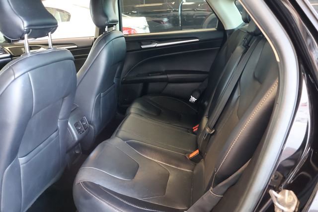 Used 2019 Ford Fusion Titanium AWD/4WD image 15