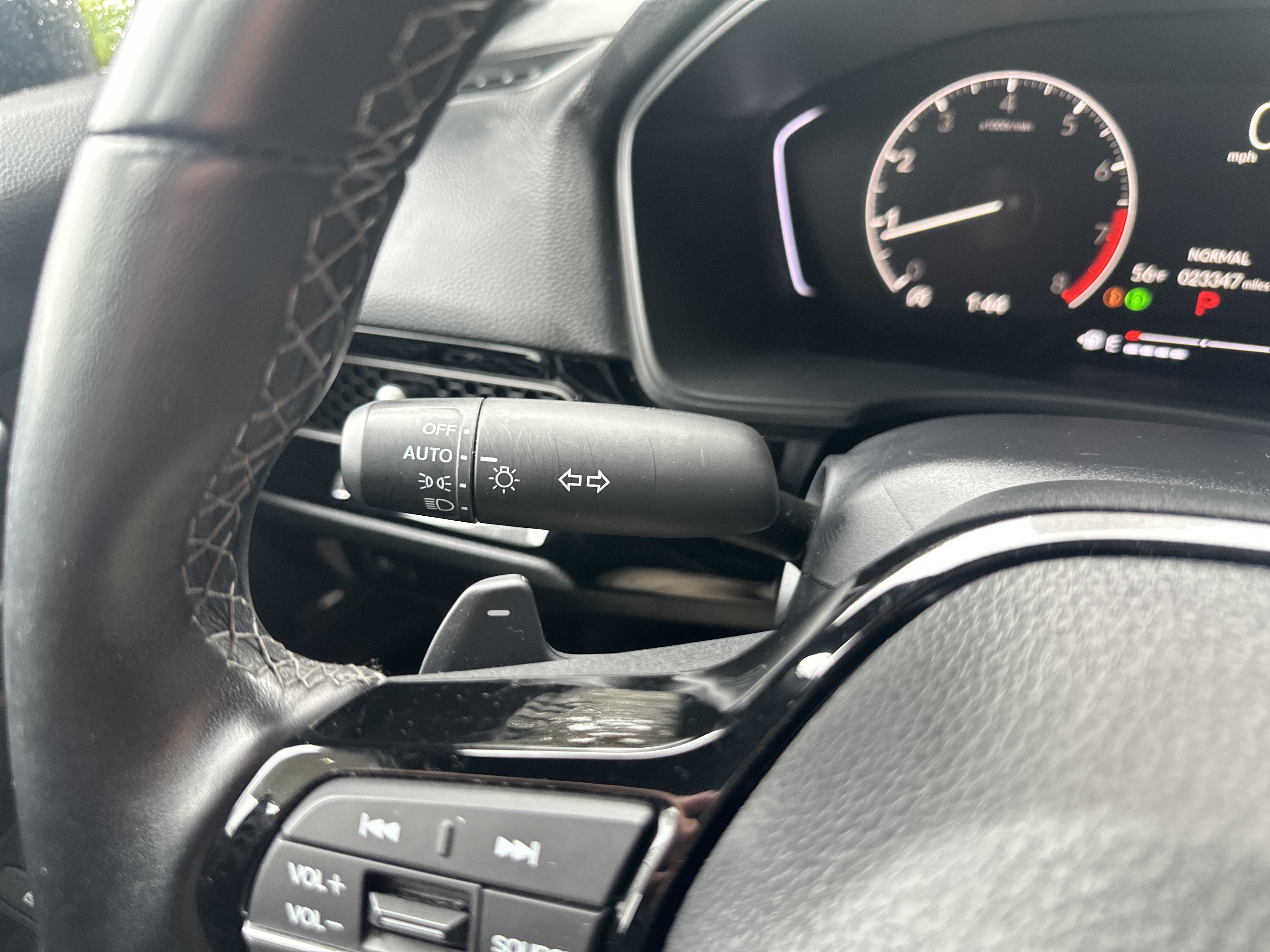 Used 2025 Honda Civic Sport image 26
