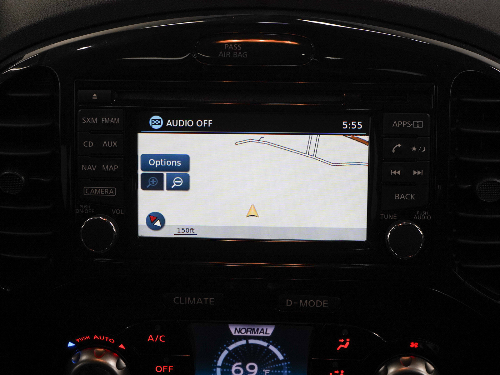 Used 2015 Nissan Juke SL FWD image 15