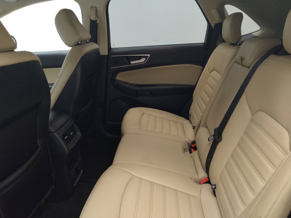Used 2020 Ford Edge SEL w/ Convenience Package AWD/4WD image 18