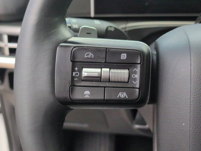Used 2025 Hyundai Santa Fe SEL FWD image 20