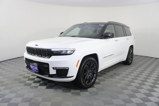 Used 2023 Jeep Grand Cherokee L Summit w/ Advanced Protech Group IV image 28