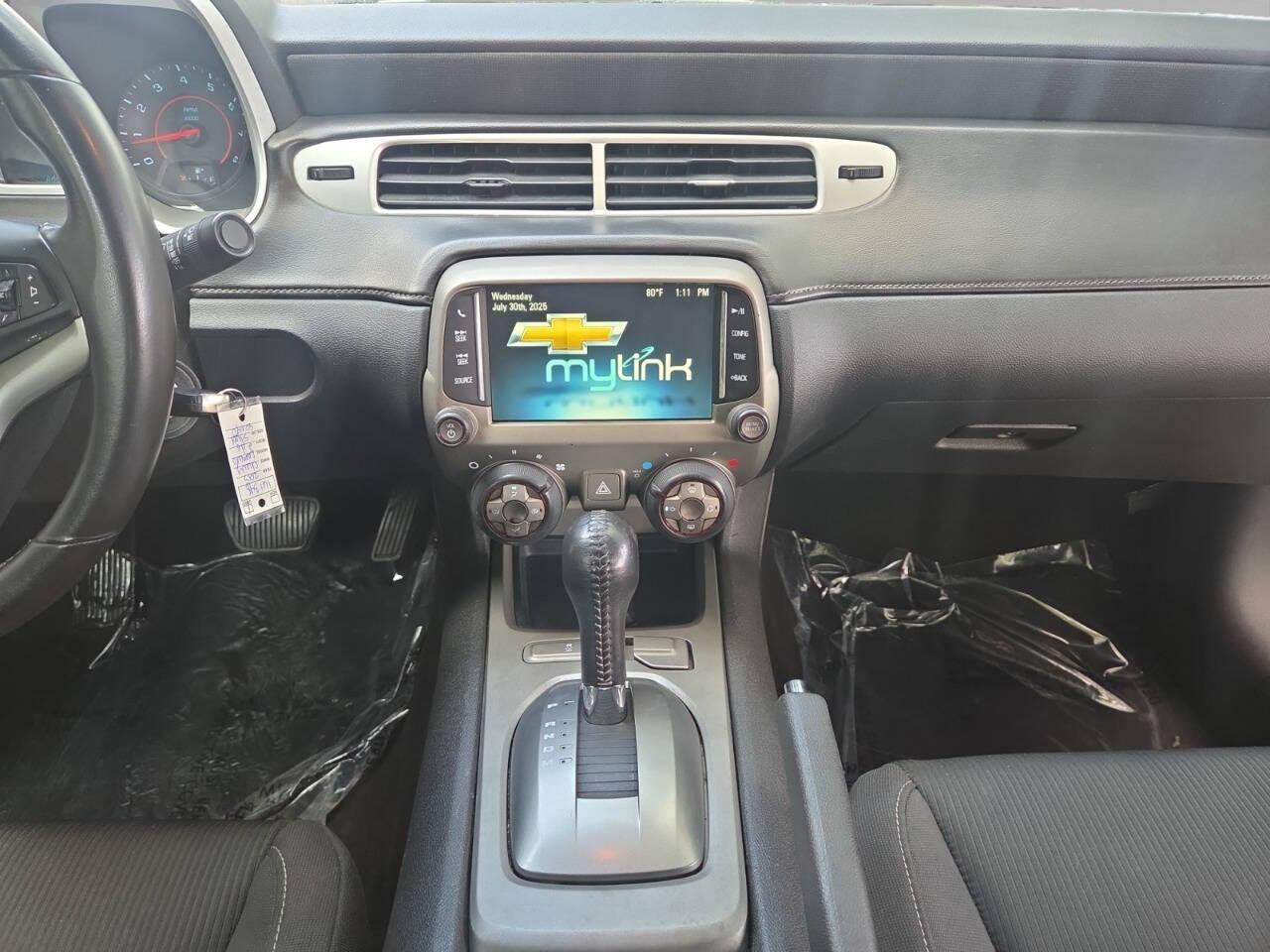 Used 2015 Chevrolet Camaro LT image 12