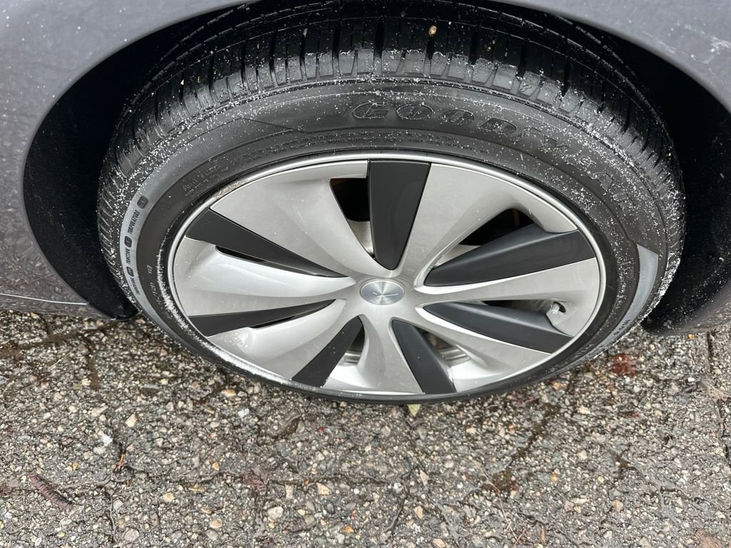 Used 2021 Tesla Model S Long Range image 23