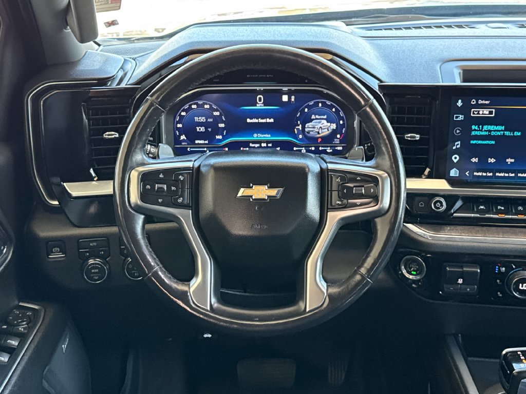Used 2023 Chevrolet Silverado 1500 LTZ w/ LTZ Premium Package AWD/4WD image 15