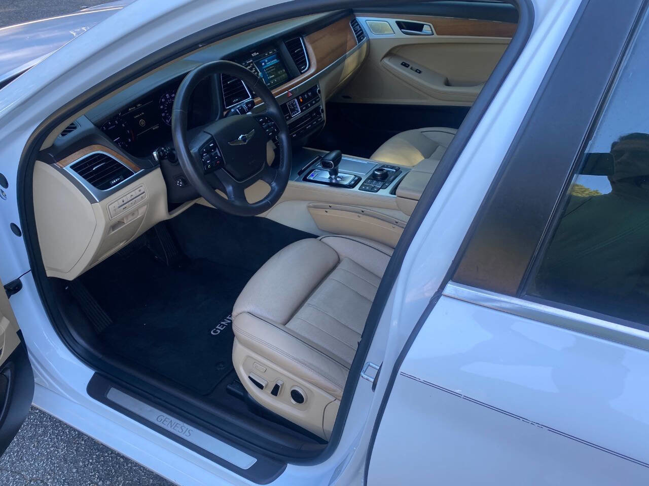 Used 2019 Genesis G80 3.8 w/ Ultimate Package 03 RWD image 12