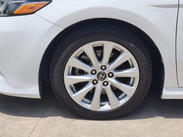 Used 2018 Toyota Camry LE FWD image 10