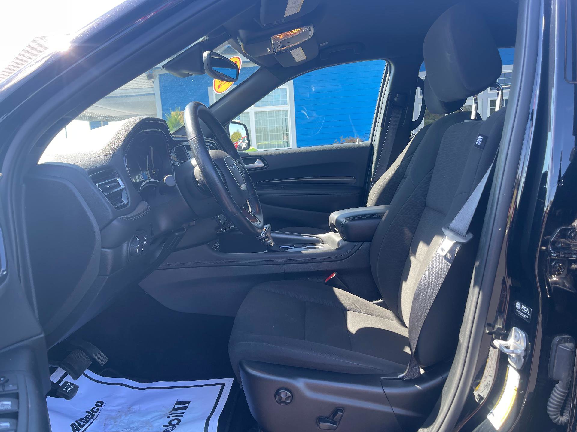 Used 2023 Dodge Durango SXT Launch Edition image 4