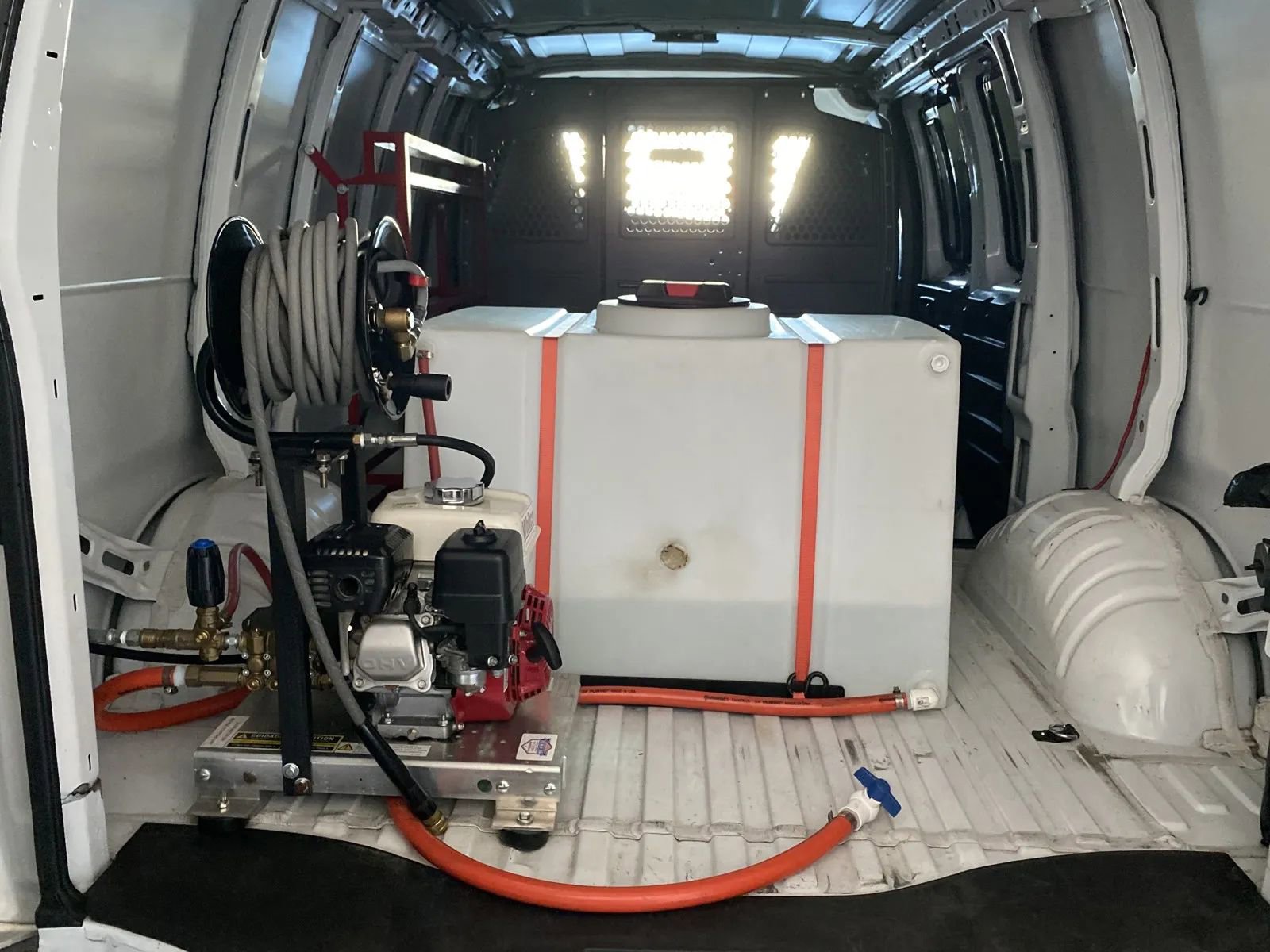 Used 2021 GMC Savana 2500 w/ Driver Convenience Package image 7