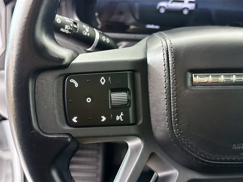 Certified 2023 Land Rover Defender 130 X-Dynamic SE AWD/4WD image 11