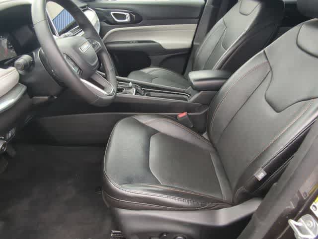 Used 2023 Jeep Compass Limited w/ Elite Group AWD/4WD image 16