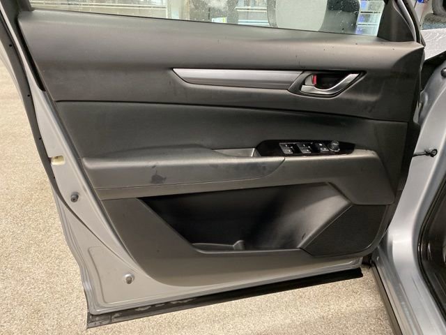 Used 2019 MAZDA CX-5 Sport w/ I-ACTIVSENSE Package AWD/4WD image 25