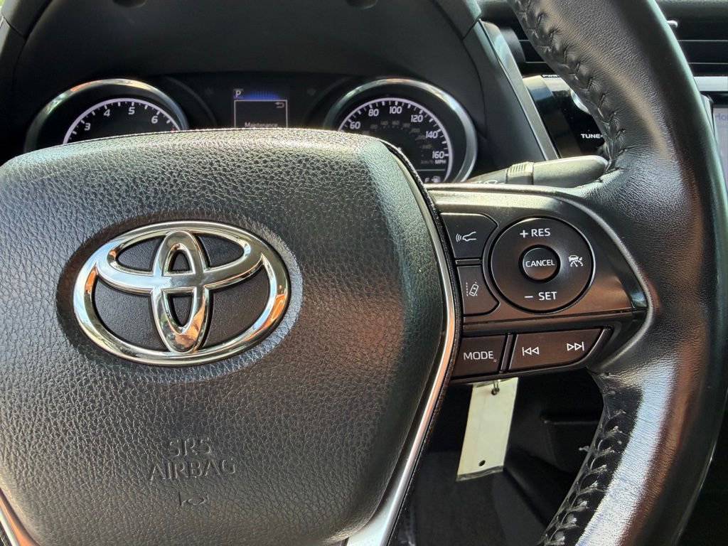 Used 2020 Toyota Camry SE image 18