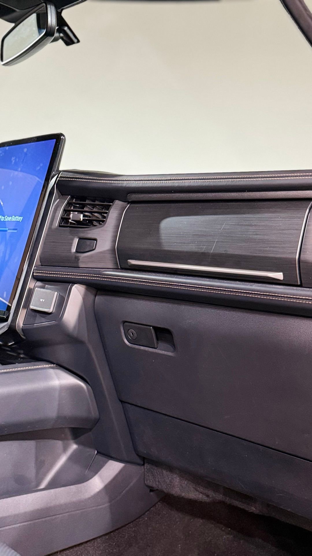 Used 2022 Ford Expedition Platinum image 52