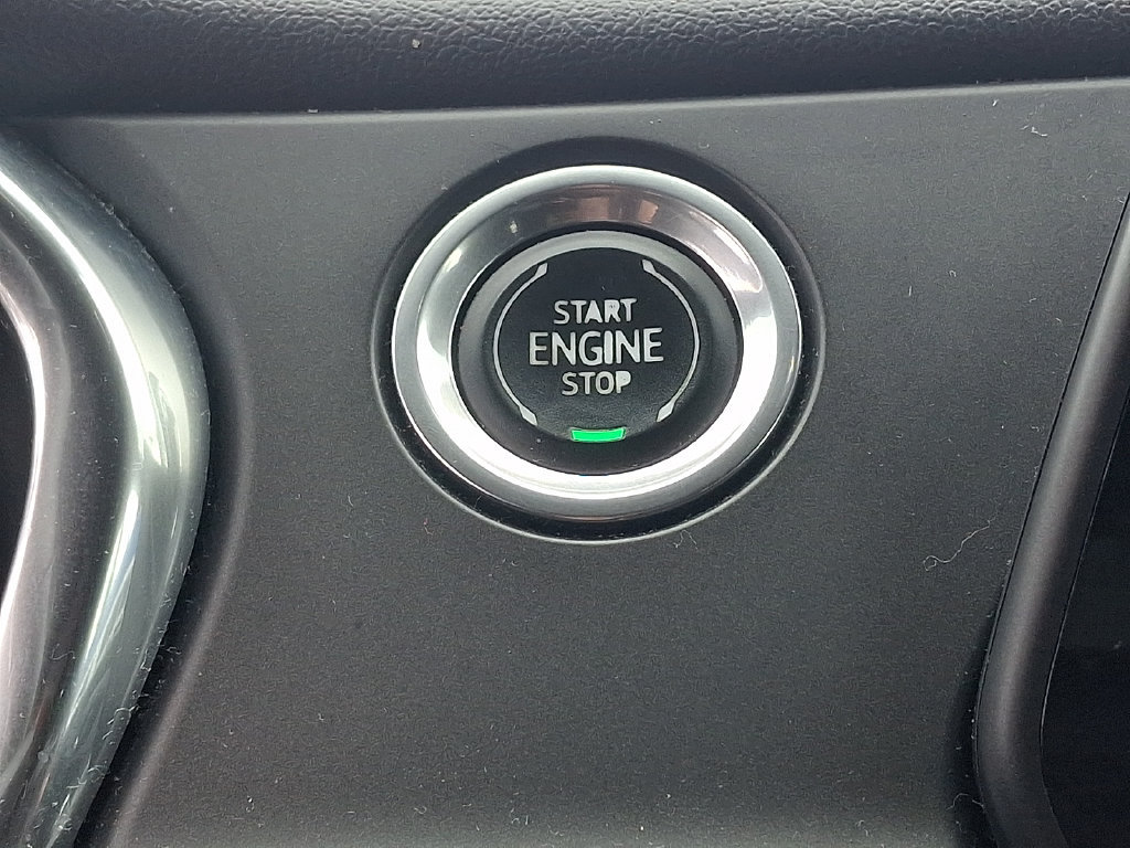 Used 2020 Chevrolet Blazer LT AWD/4WD image 18