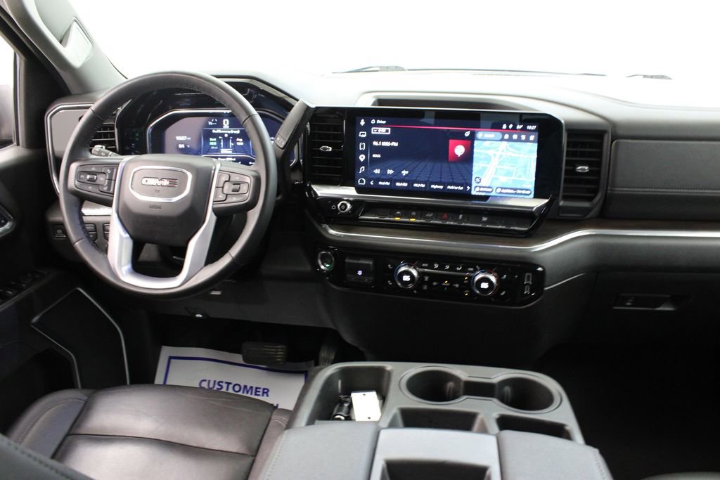 Used 2025 GMC Sierra 1500 SLT AWD/4WD image 9