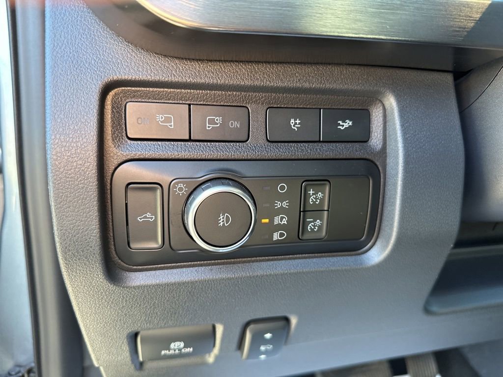 Used 2024 Ford F250 Lariat w/ Sport Appearance Package image 16