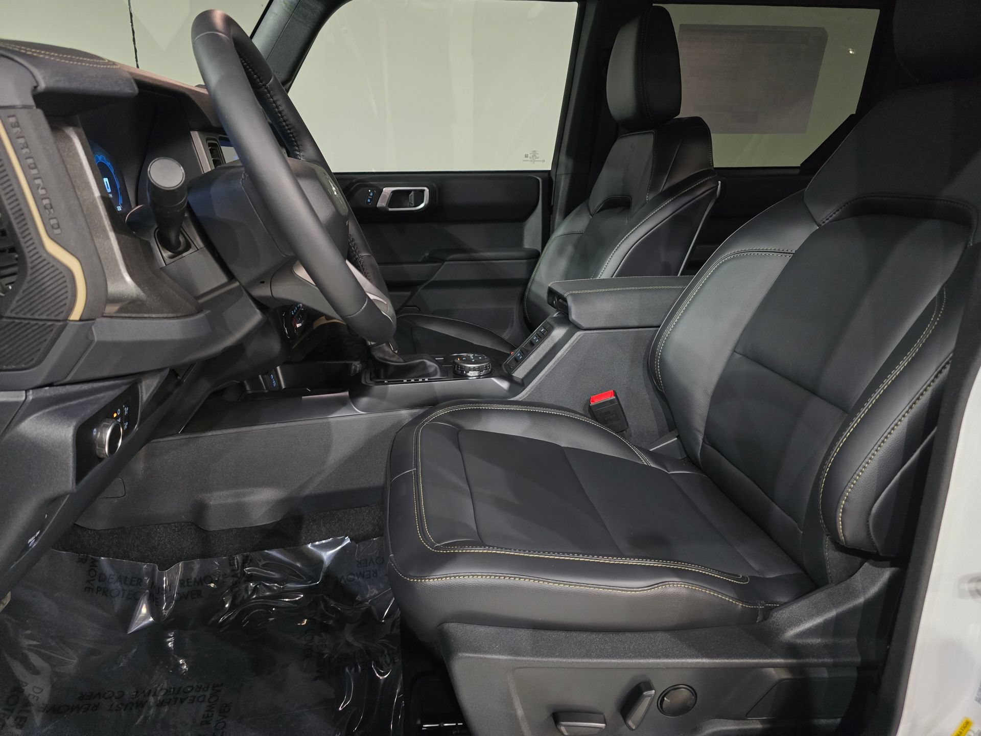 New 2025 Ford Bronco Badlands w/ Sasquatch Package AWD/4WD image 19