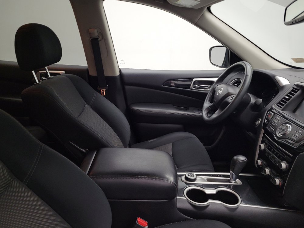 Used 2018 Nissan Pathfinder SV AWD/4WD image 21