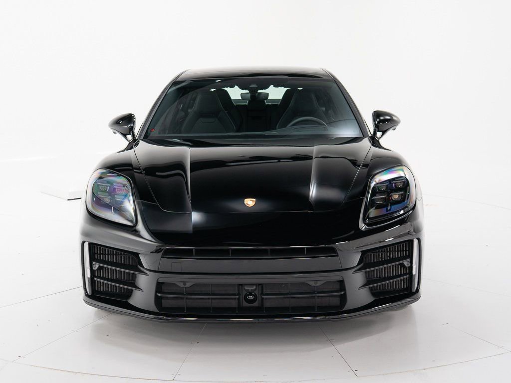 Used 2024 Porsche Panamera 4 image 8
