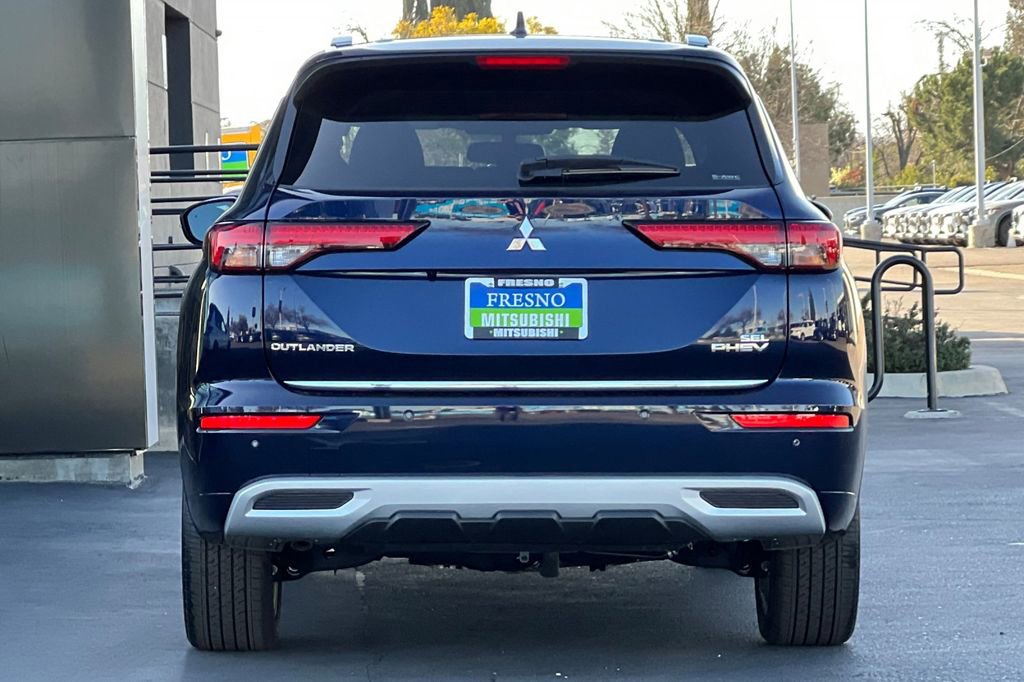 New 2025 Mitsubishi Outlander SEL image 6