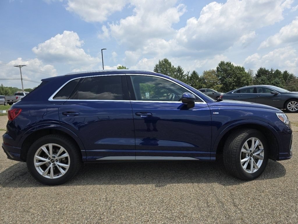 Used 2025 Audi Q3 2.0T Premium AWD/4WD image 19