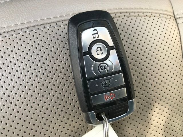 Used 2024 Ford Expedition Limited image 26