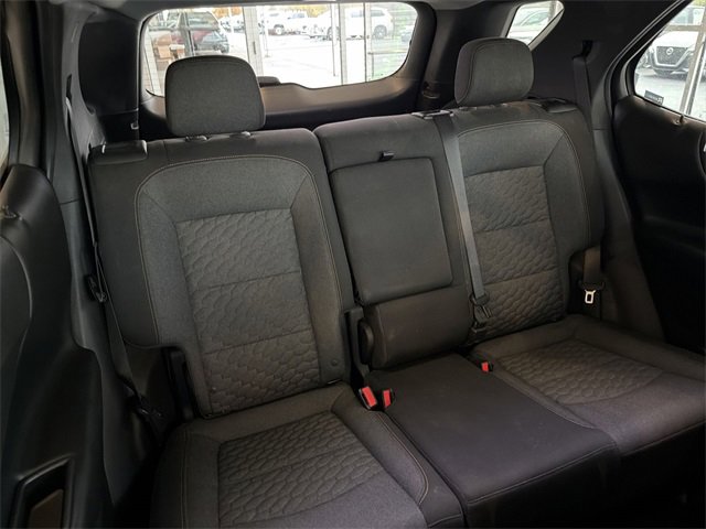 Used 2019 Chevrolet Equinox LT w/ Driver Convenience Package image 17