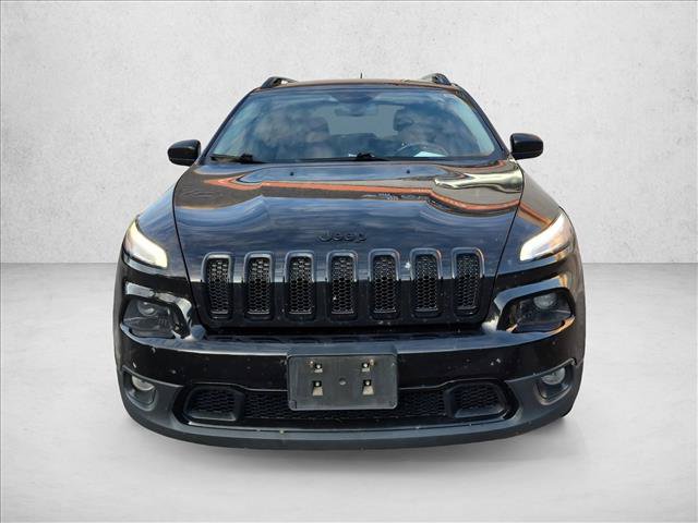 Used 2015 Jeep Cherokee Latitude w/ Cold Weather Group FWD image 2