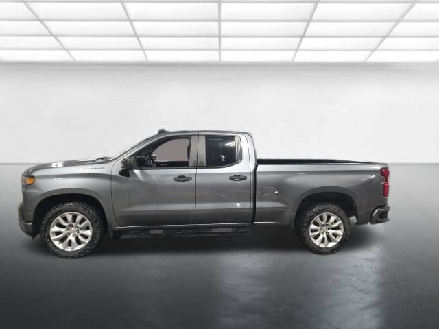 Used 2020 Chevrolet Silverado 1500 Custom w/ Custom Value Package image 8