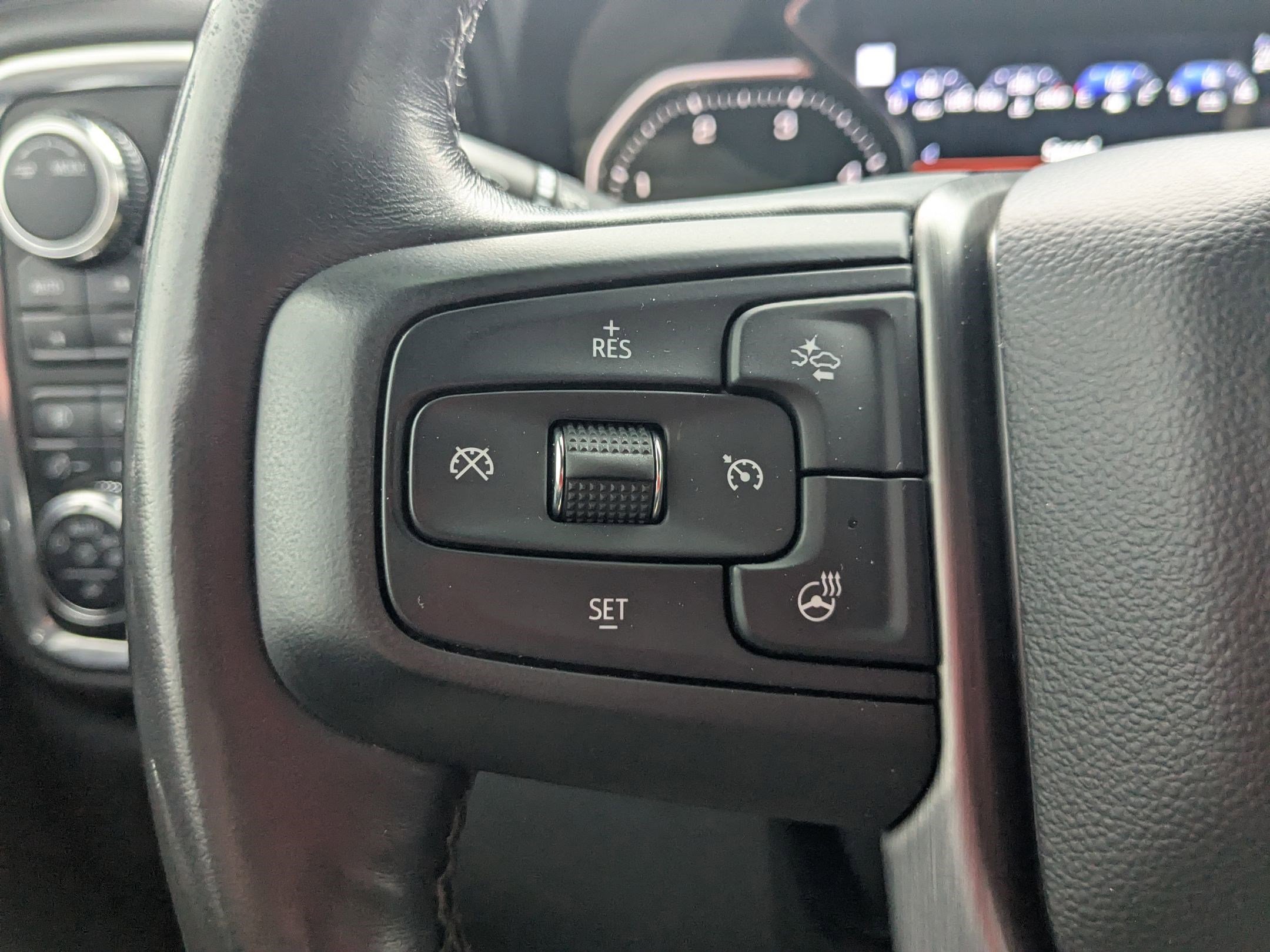 Used 2022 GMC Sierra 3500 Denali w/ Denali Ultimate Package image 18