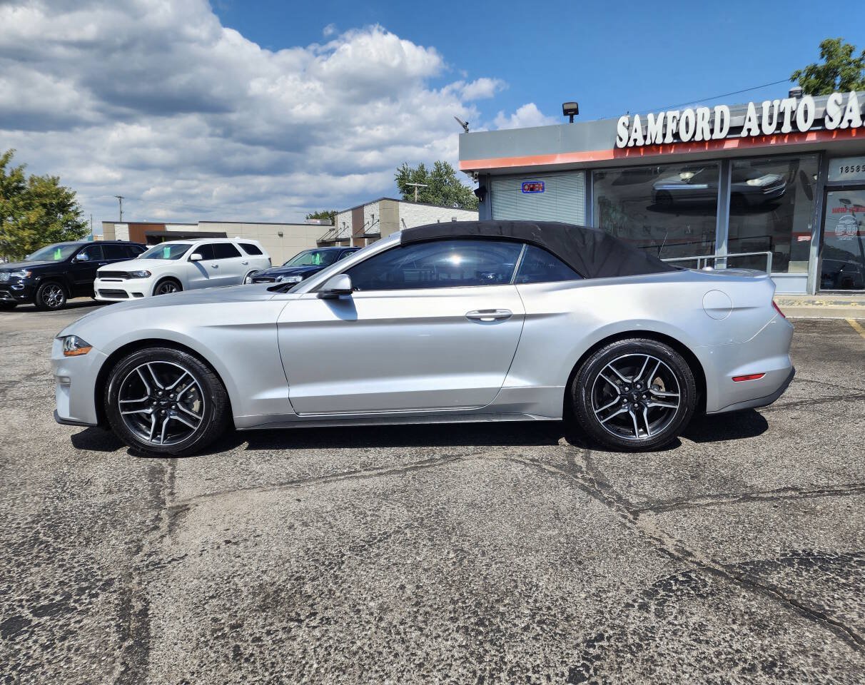 Used 2019 Ford Mustang Premium RWD image 5