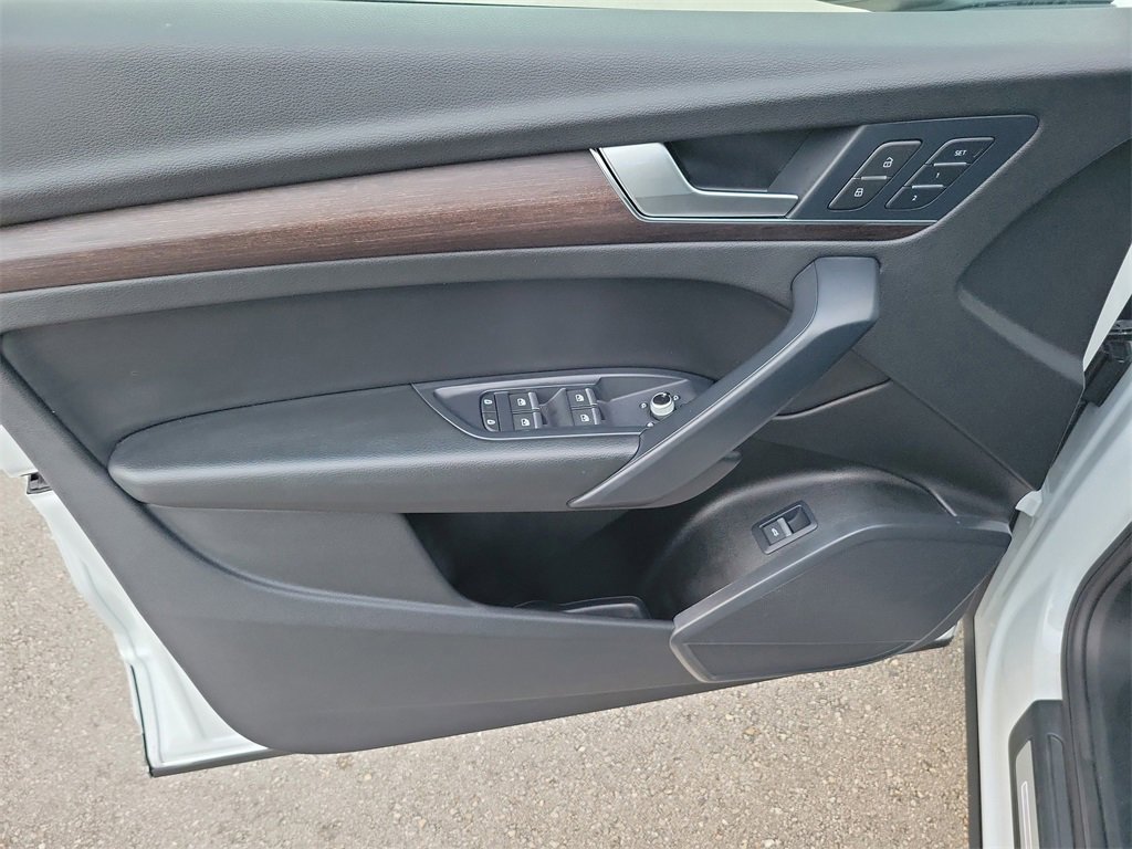 Used 2022 Audi Q5 2.0T Premium image 15