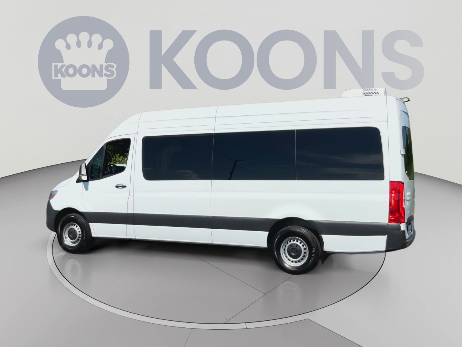 Used 2025 Mercedes-Benz Sprinter 2500 image 8